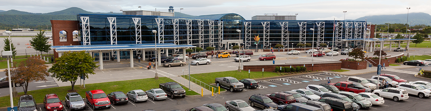 Roanoke-Blacksburg Regional Airport Plane Takeoff Image